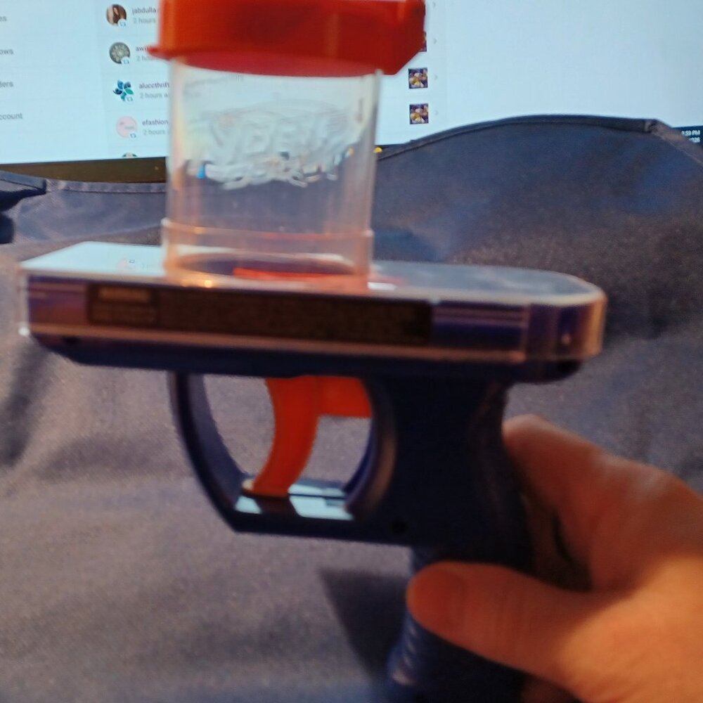 Nerf DOG Treat Launcher - Picture 2 of 2
